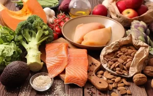 Nên ăn những thực phẩm an toàn và ít calo